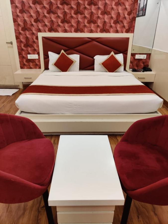 Hotel Sahib'S Red Carpet - The Family & Corporate Hotel Agra  Eksteriør bilde