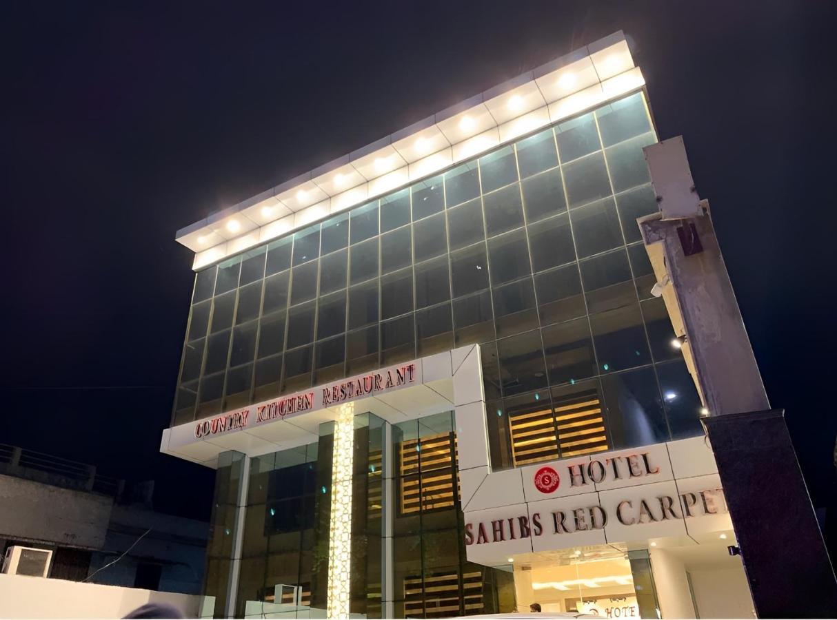 Hotel Sahib'S Red Carpet - The Family & Corporate Hotel Agra  Eksteriør bilde